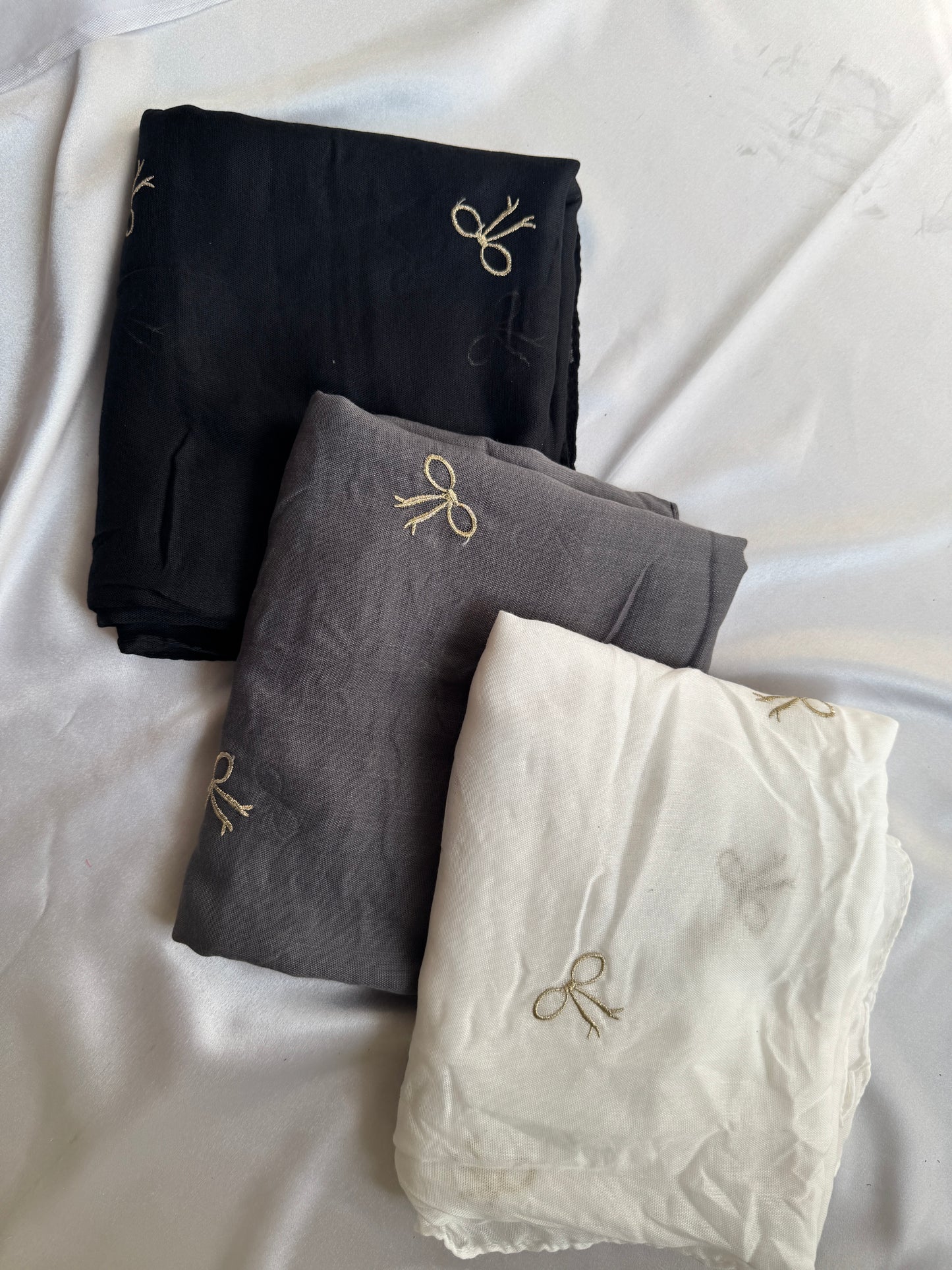 Embroidered Bow Hijabs- White