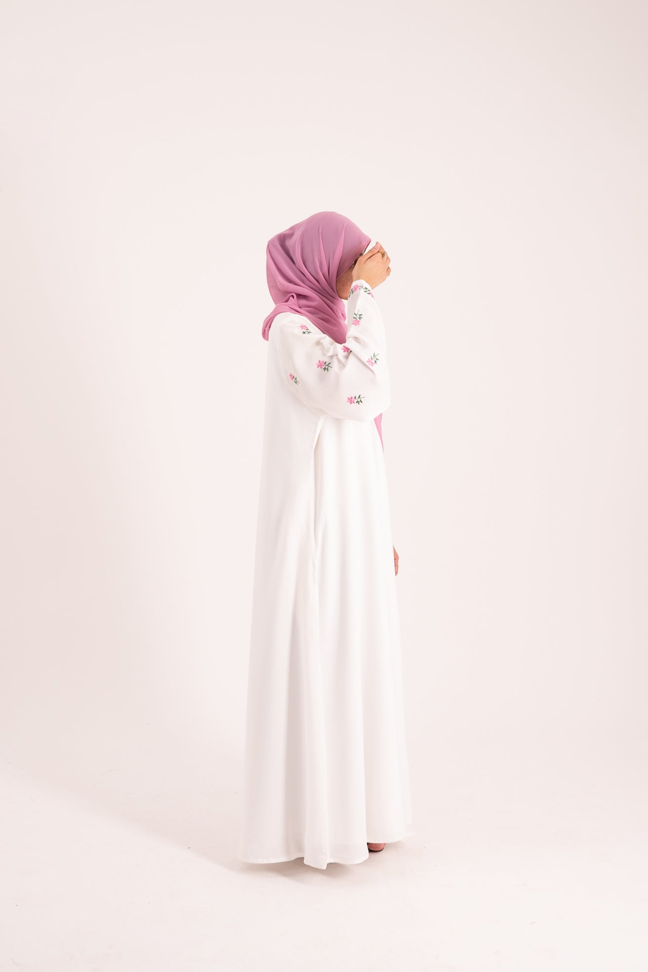 Ivory Bloom- Embroidered Abaya