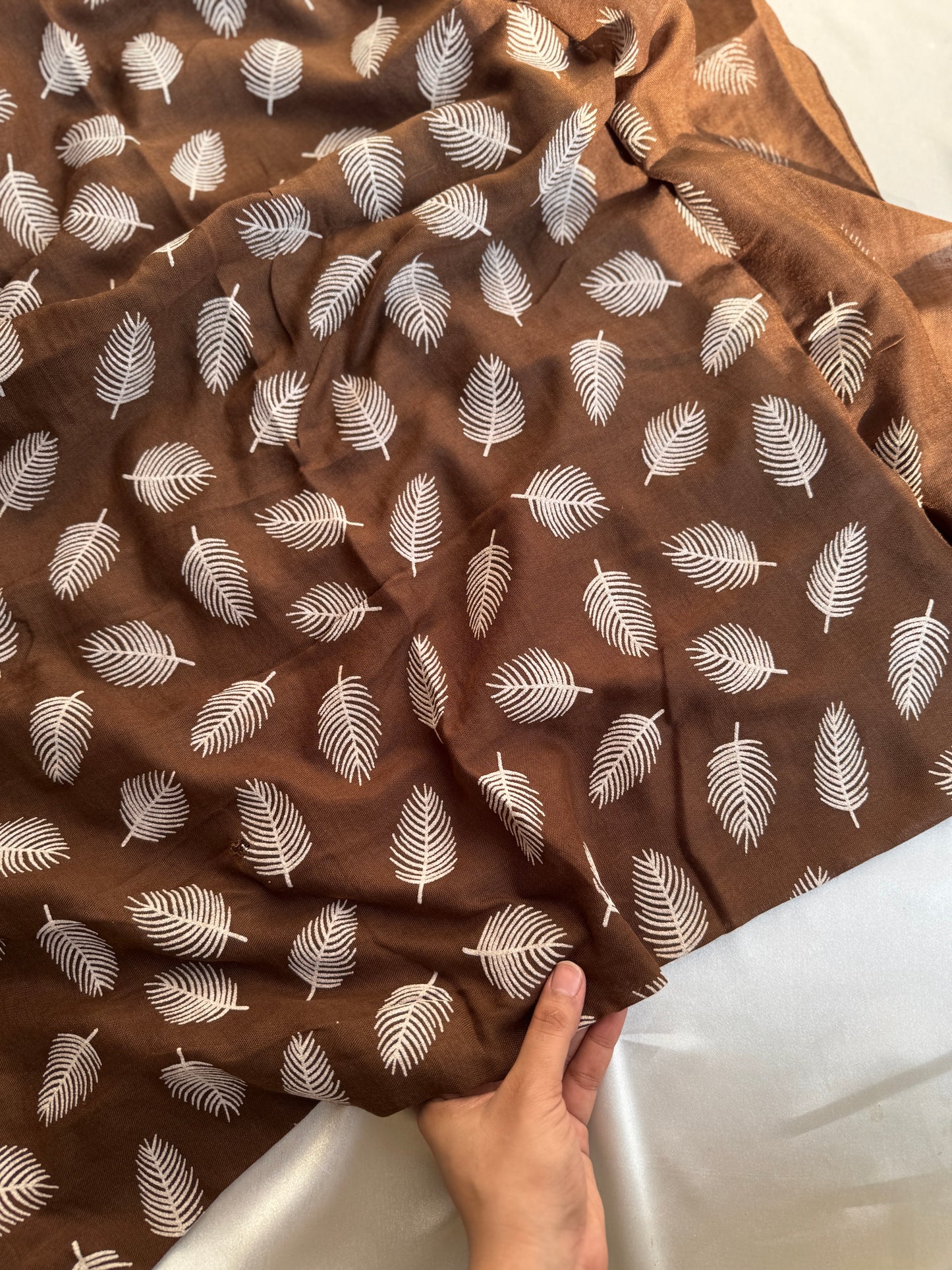 Block Print Feathers- Chocolate