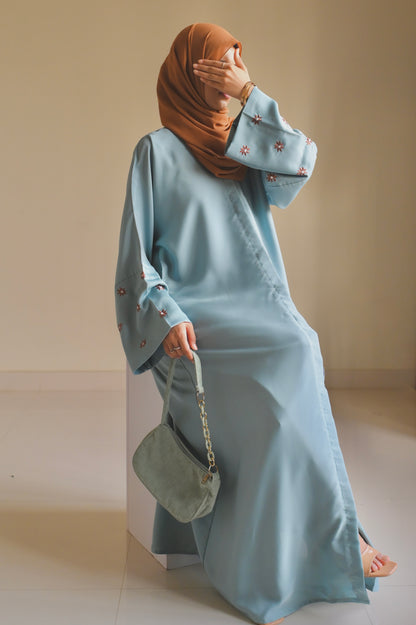 Daisies Abaya- Pistachio Cocoa