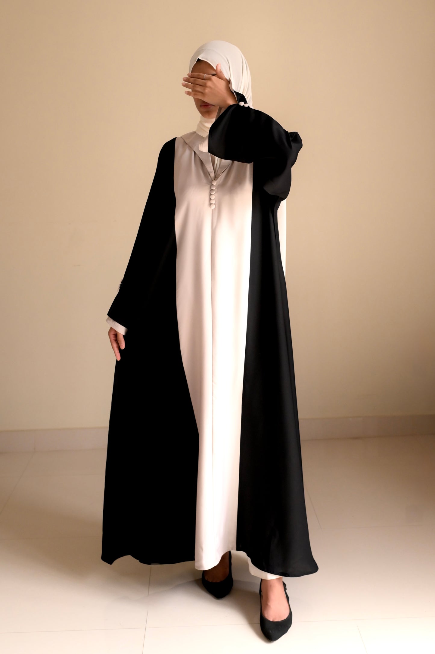 Monochrome Muse Abaya – Premium Nida