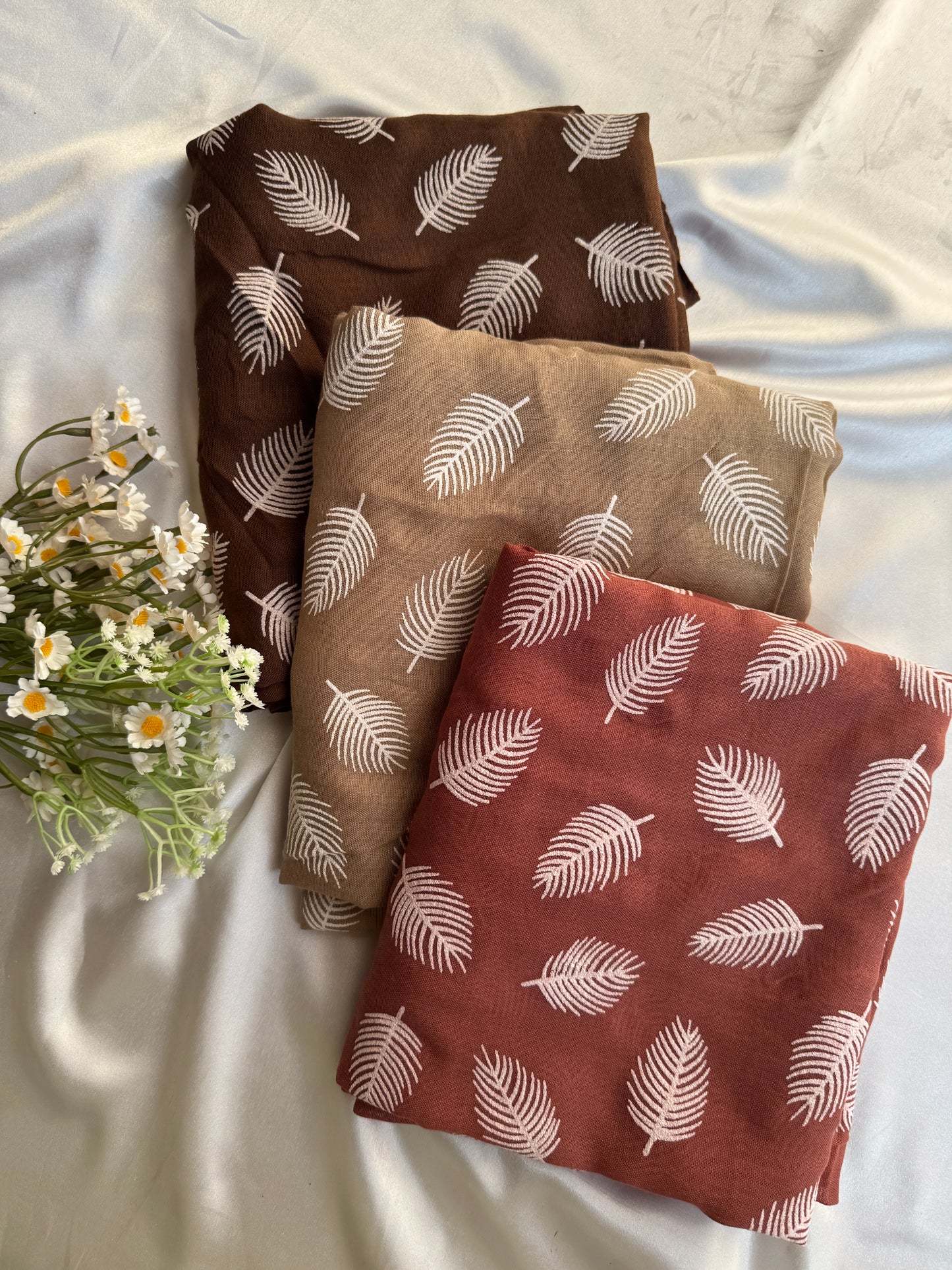 Block Print Feathers- Penny brown