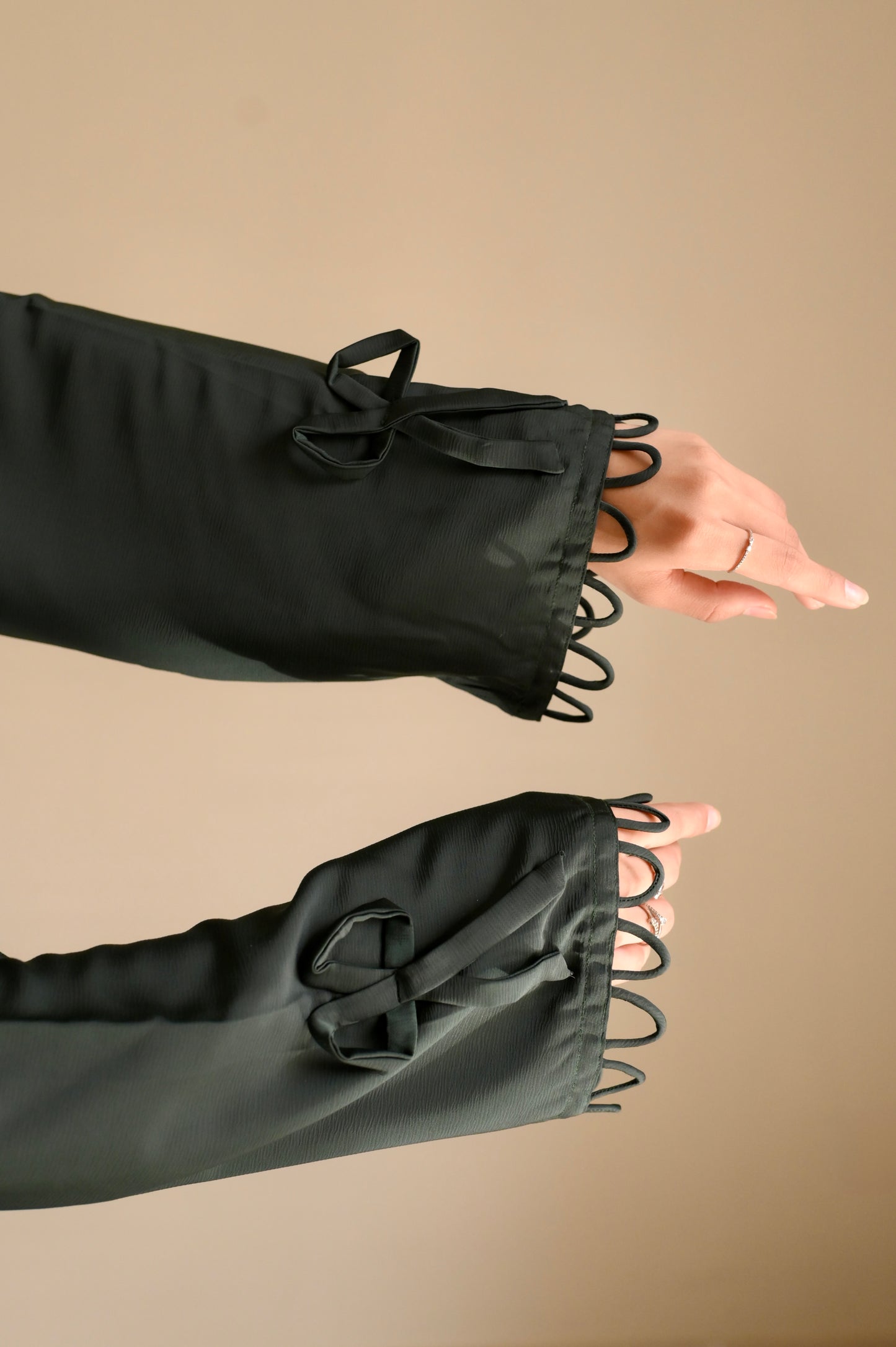 Elysian Bow Sleeve Nida Abaya- Bottle Green