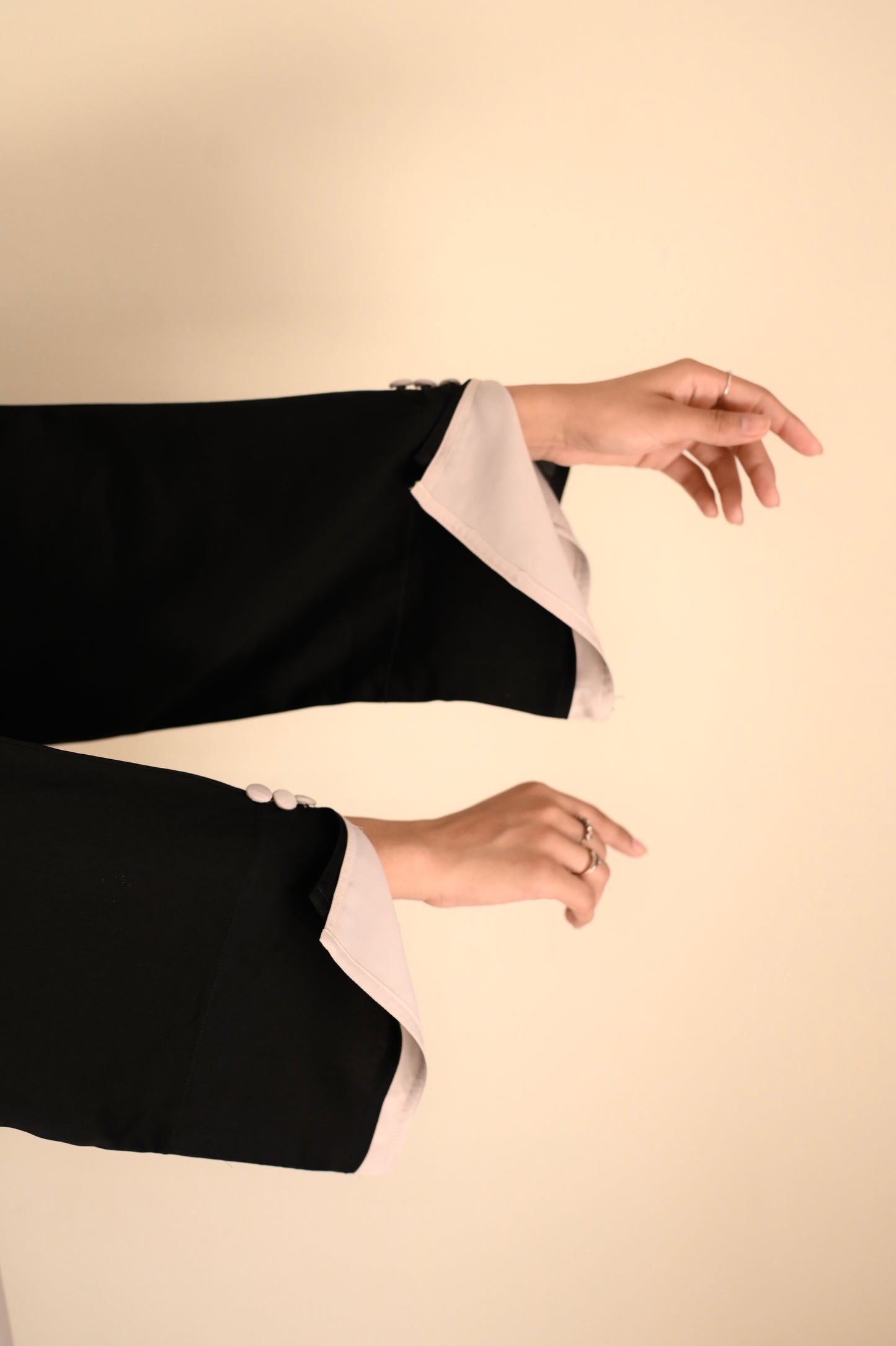 Monochrome Muse Abaya – Premium Nida