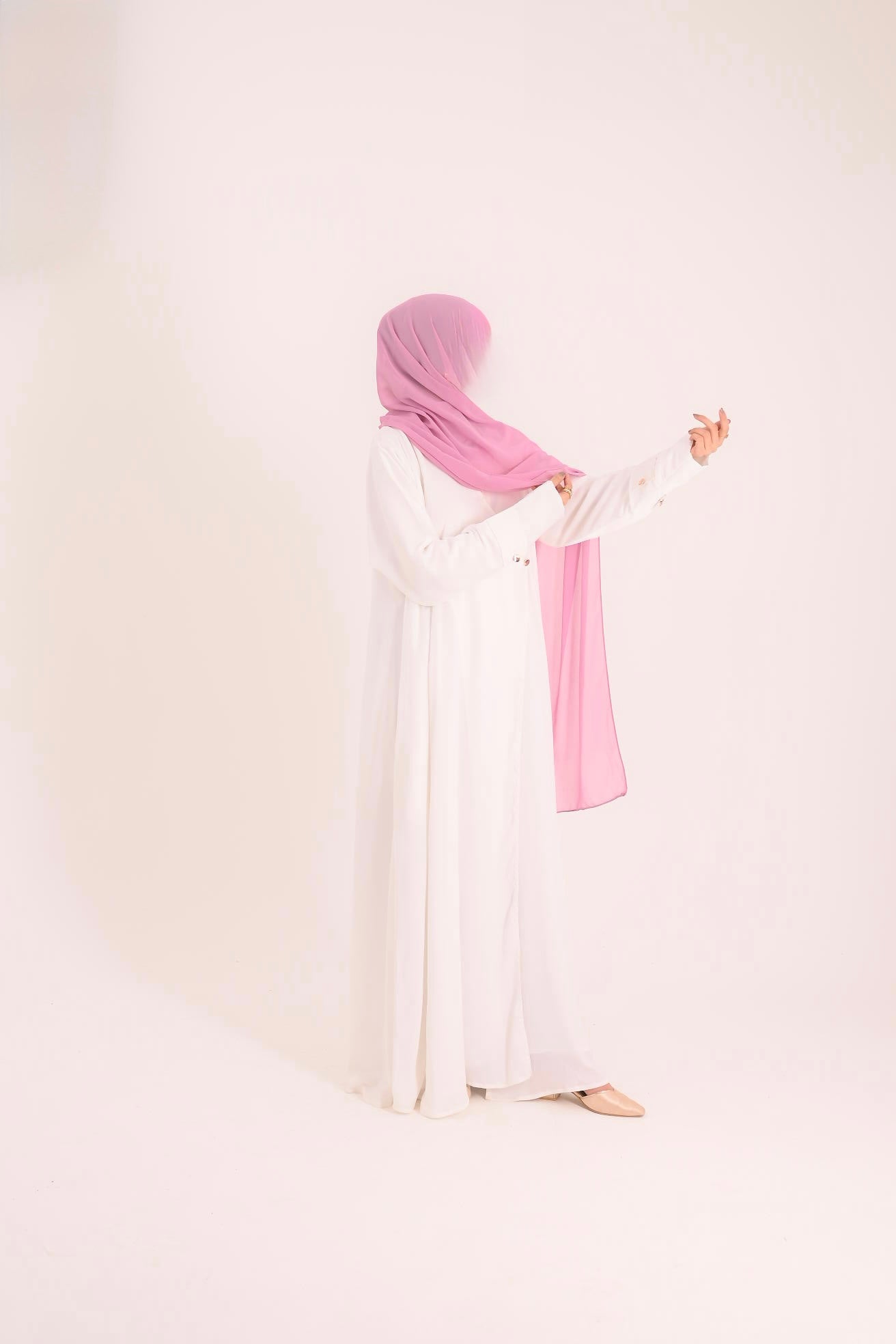 Raha- Bahrain Coat Abaya- Pearl White