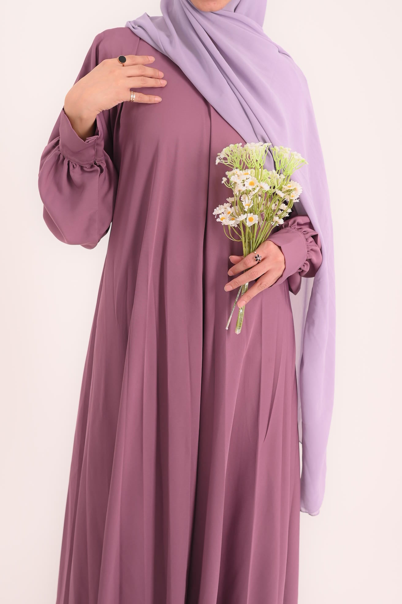 Lavendar Luxe- Maxi Abaya