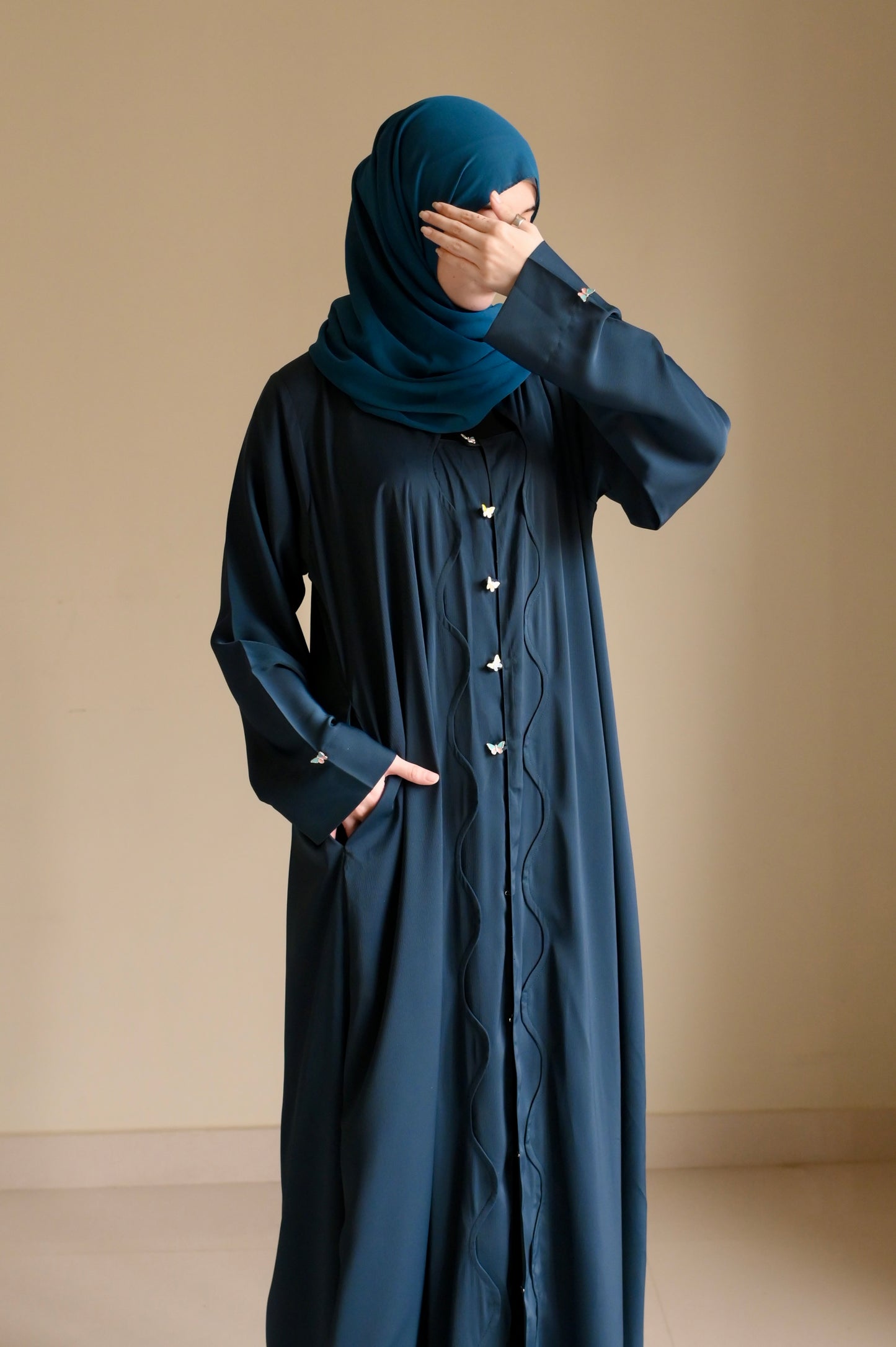 Opulent Waves - Teal Romantic Nida Abaya