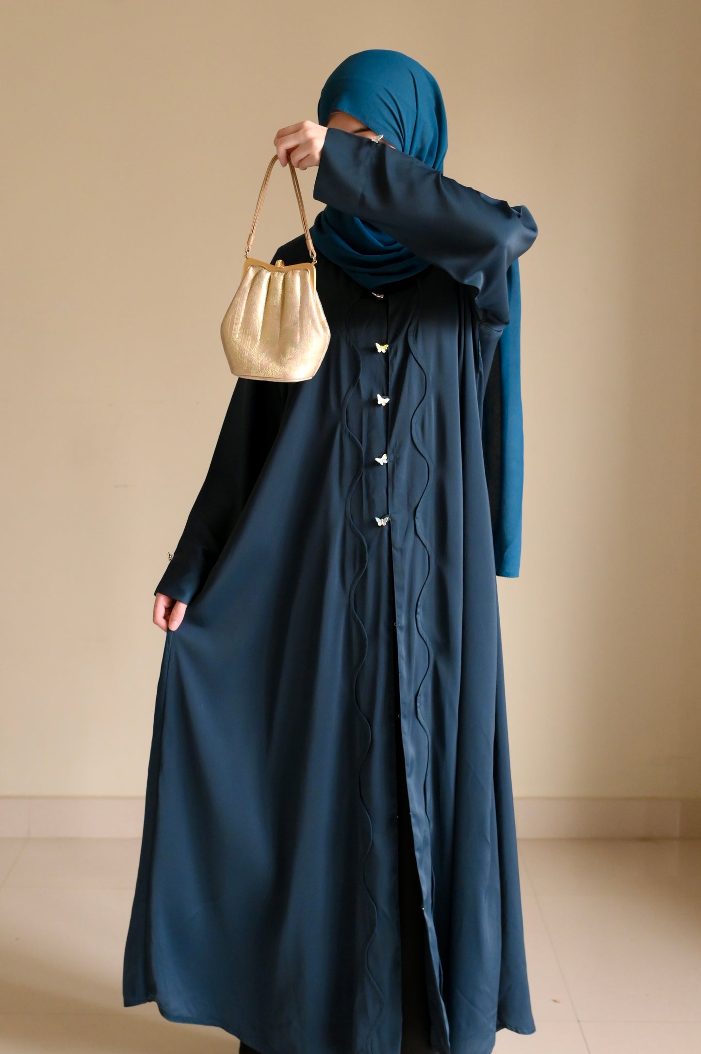 Opulent Waves - Teal Romantic Nida Abaya