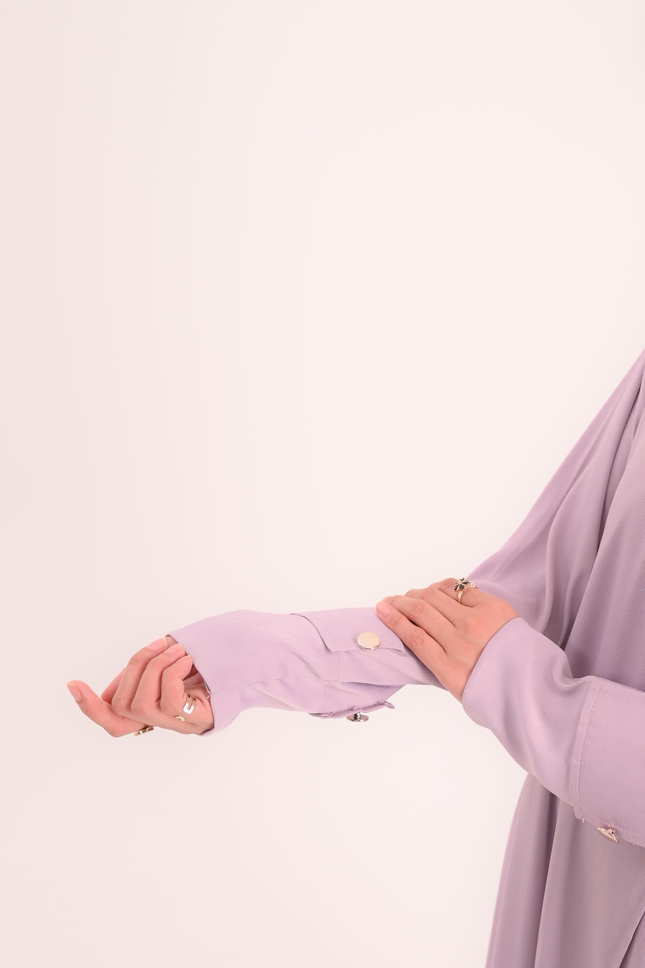 Raha- Bahrain Coat Abaya- Pastel Purple