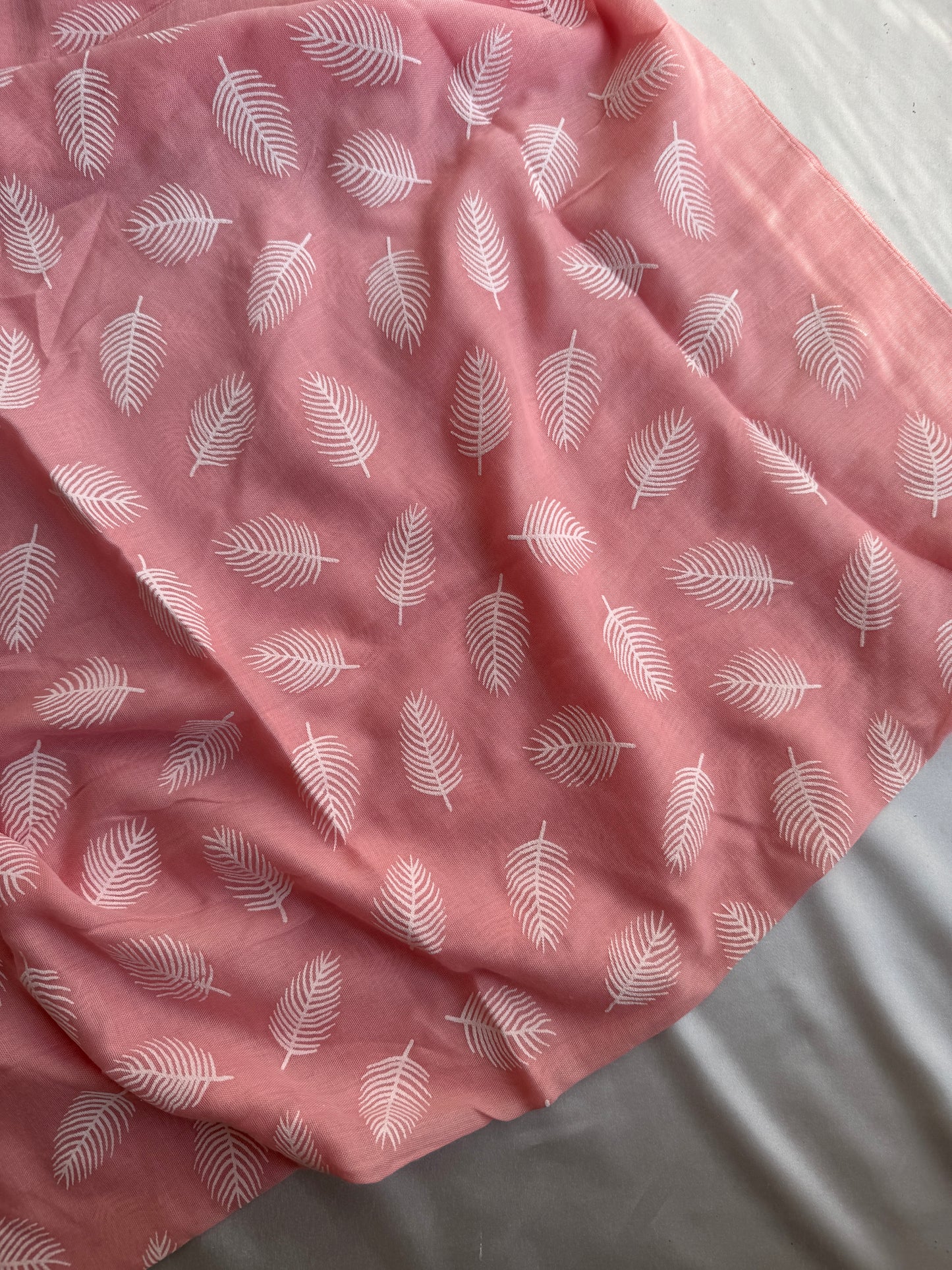 Block Print Feathers- Pink