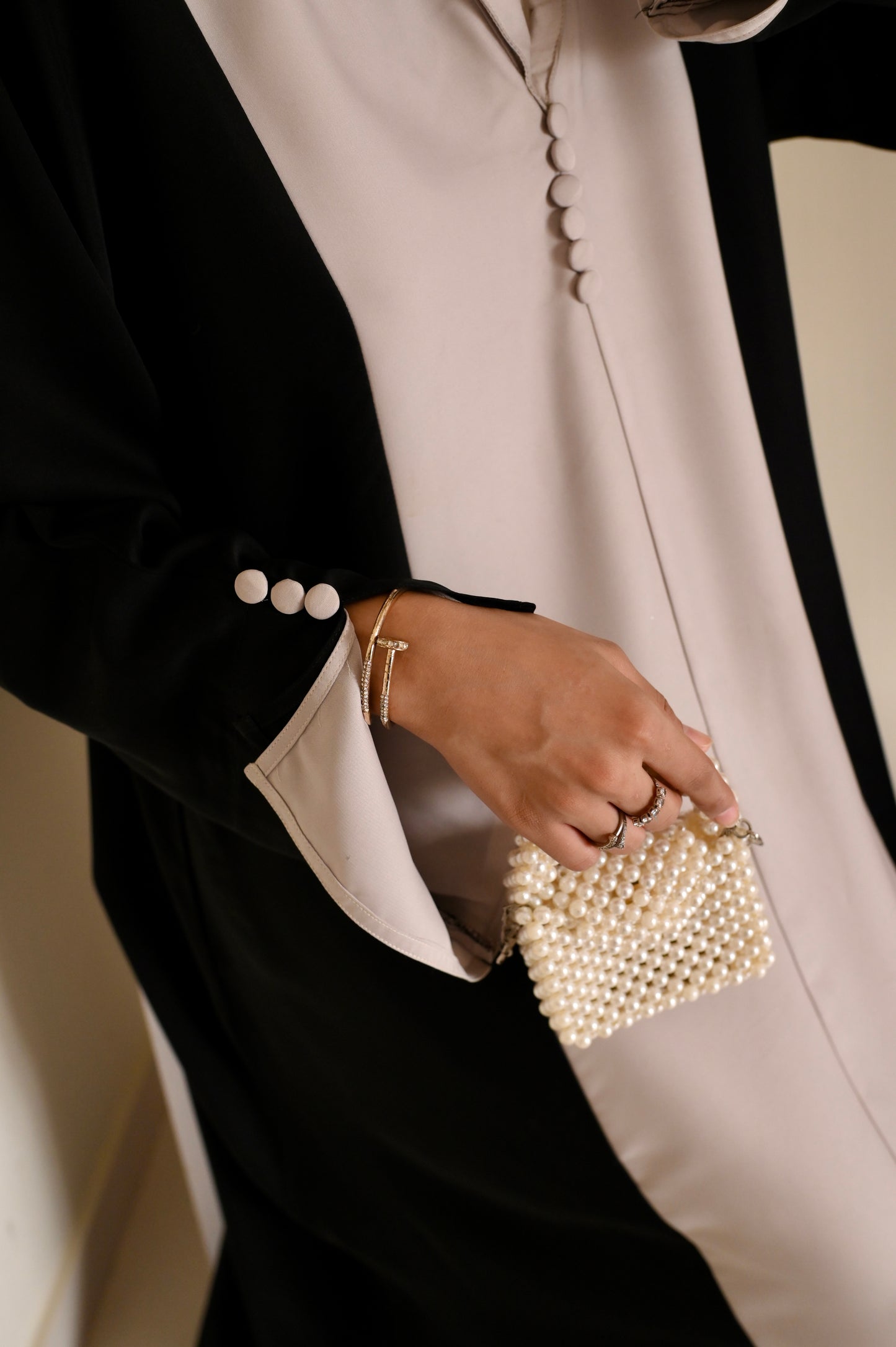 Monochrome Muse Abaya – Premium Nida